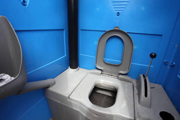 Portable Toilet Options We Offer in Crest, CA